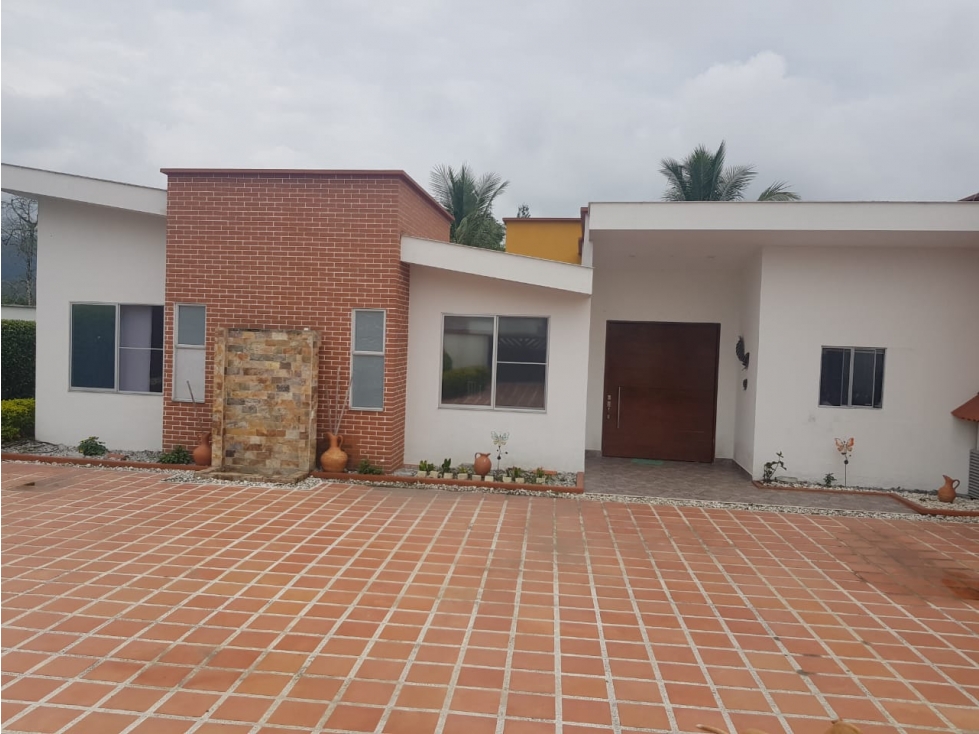 CASA CAMPESTRE EN VENTA COMBIA INVERSIÓN + RENTABILIDAD — foto 2