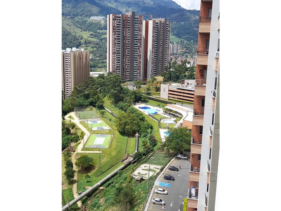 Vendo apartamento en Bello en unidad con vistas a la ciudad
