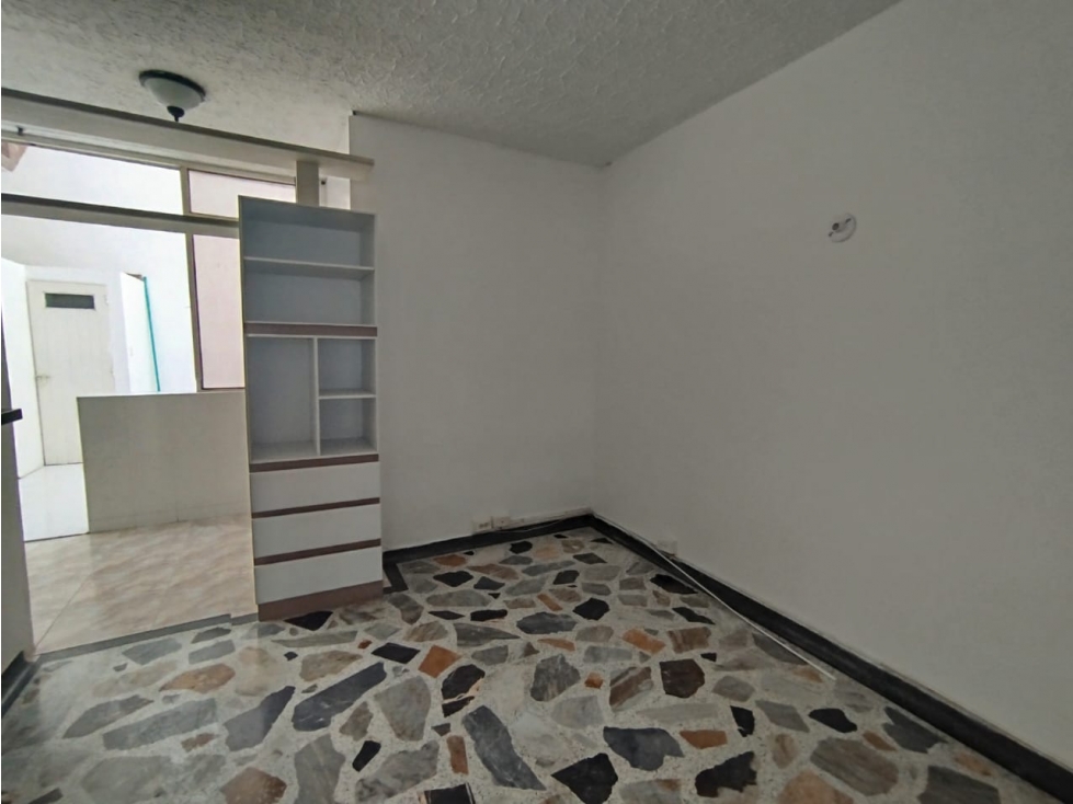 CASA CON POTENCIAL COMERCIAL Y RENTA ACTIVA EN PINARES PEREIRA — foto 4