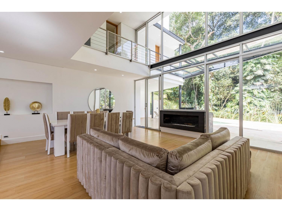 Venta de casa en Poblado, sector Loma Cola del Zorro — foto 5
