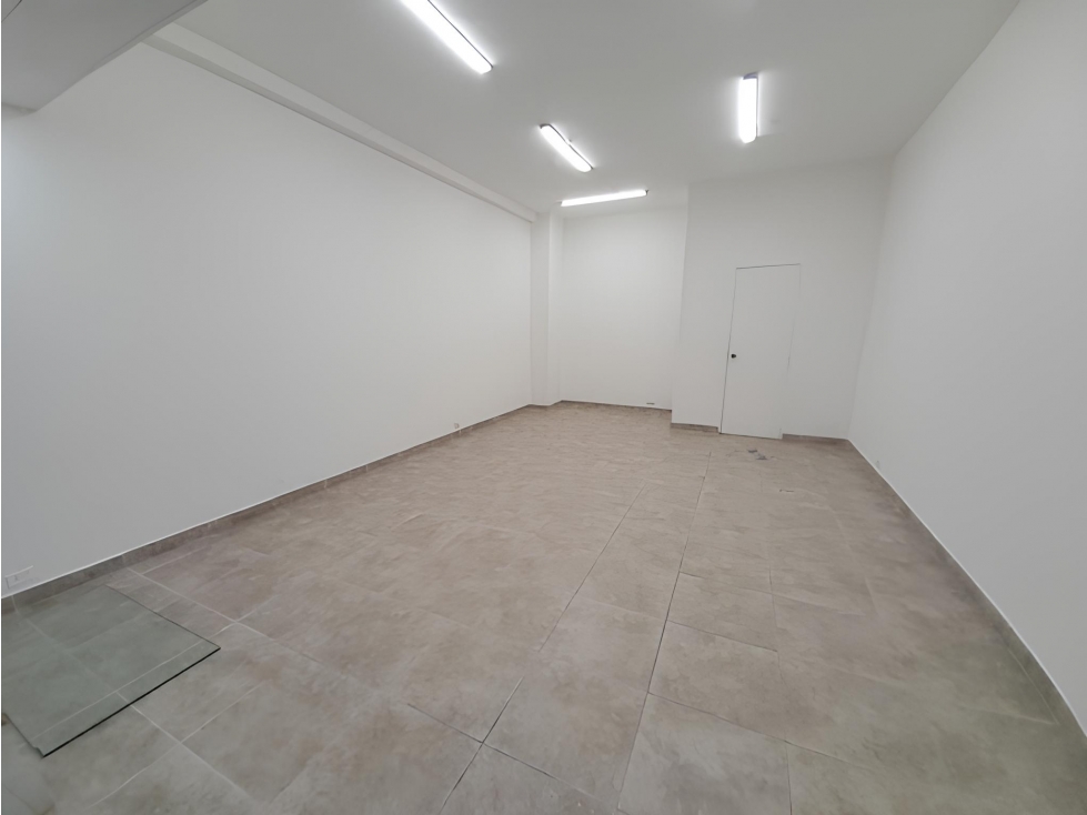 En venta local comercial en unión plaza - 4