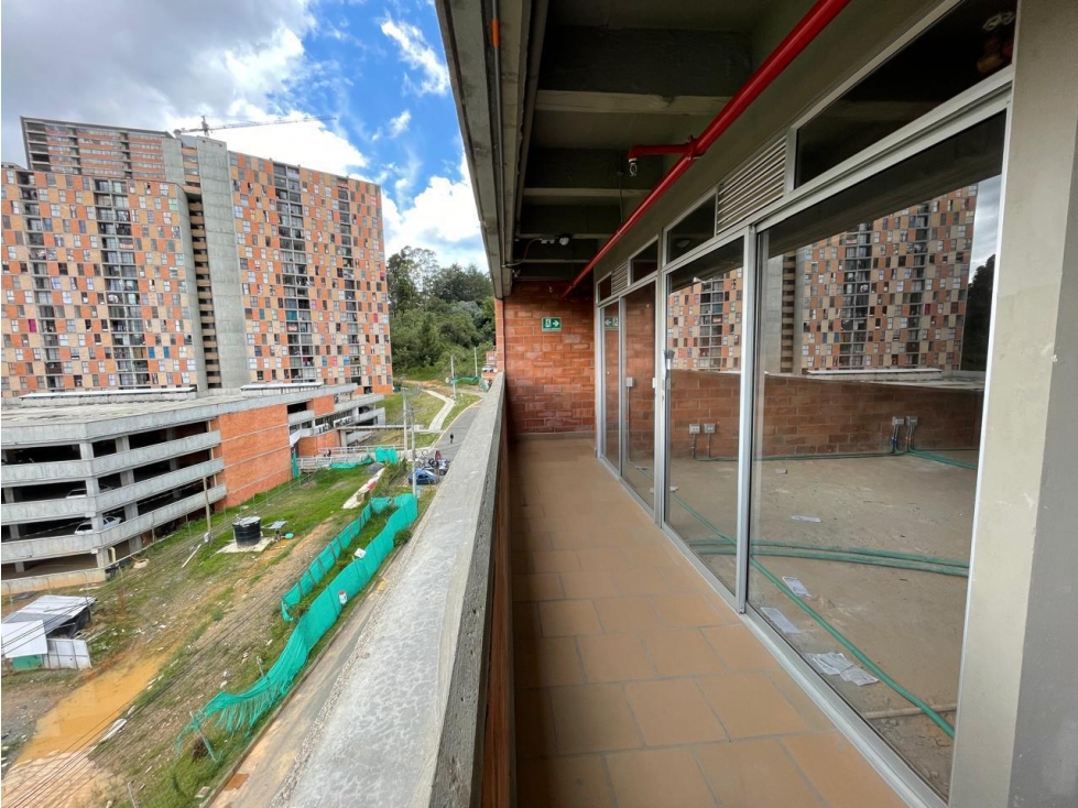 Oficina en obra gris a la venta sector de Rionegro - 4