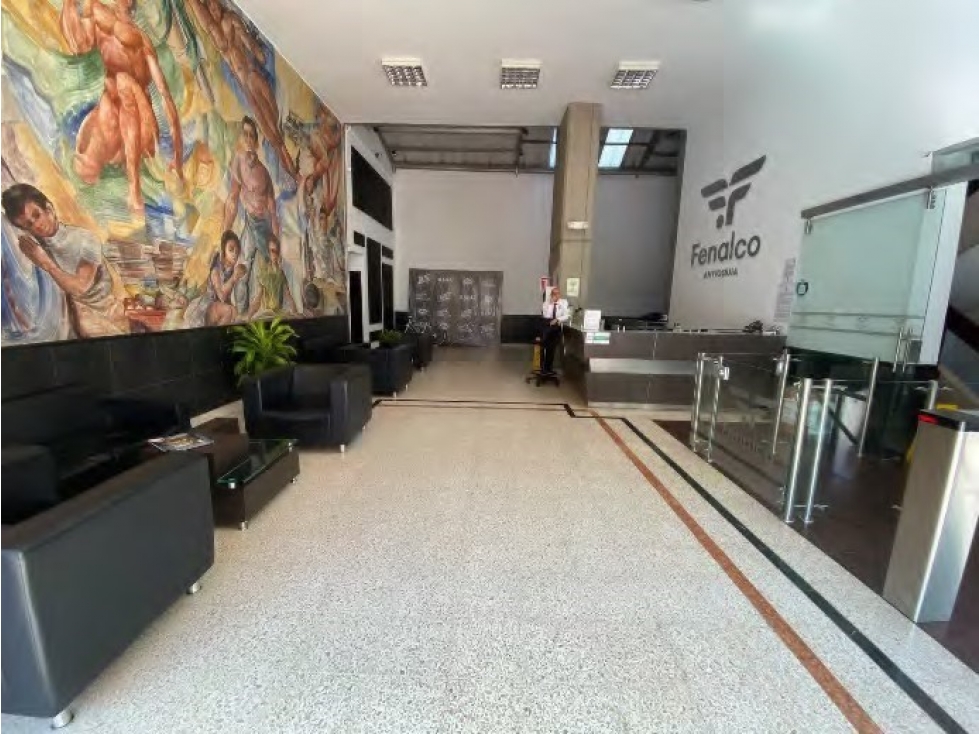A la venta oficina en el Centro, sector La Candelaria