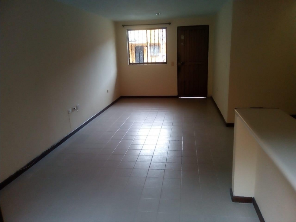 Se vende casa en Rionegro, sector San Antonio de Pereira — foto 2