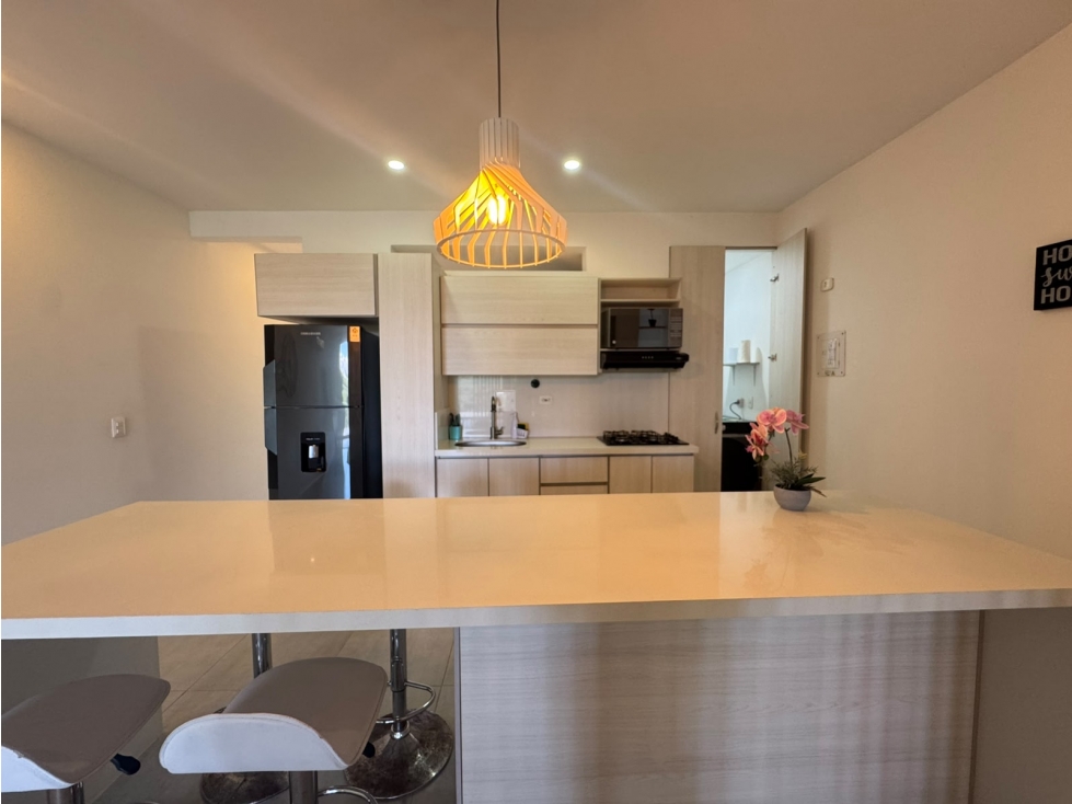 Apartasuite con espectacular vista frente al Club Campestre Cerritos