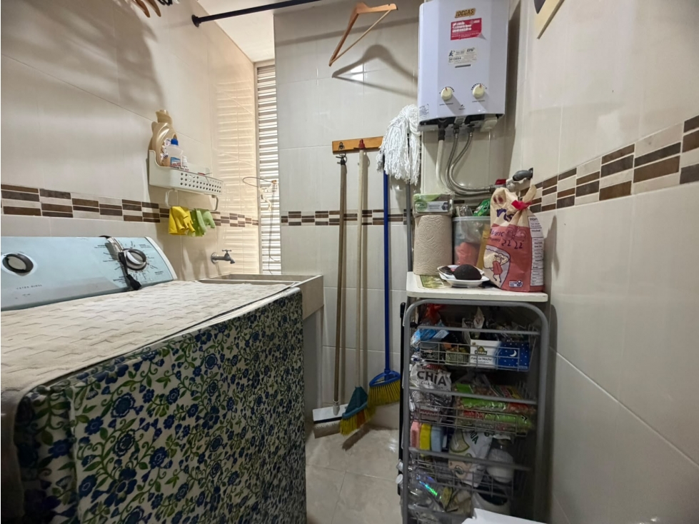 VENDO APARTAMENTO EN UNIDAD EN SABANETA - ZONA PLANA Y CENTRAL — foto 5