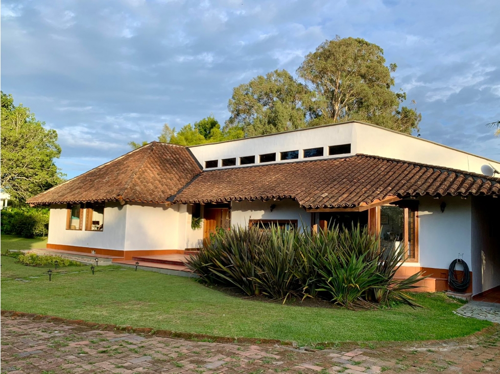 6000 m² en Llanogrande para vivir lujo clásico y serenidad campestre — foto 6