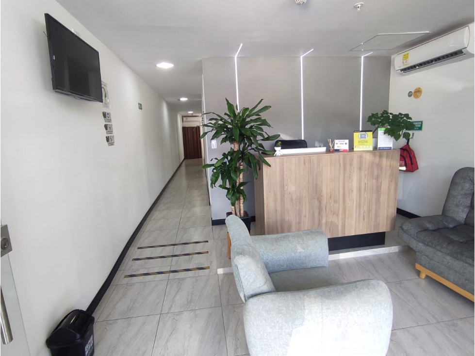 SE VENDE LOCAL COMERCIAL LOS COLORES