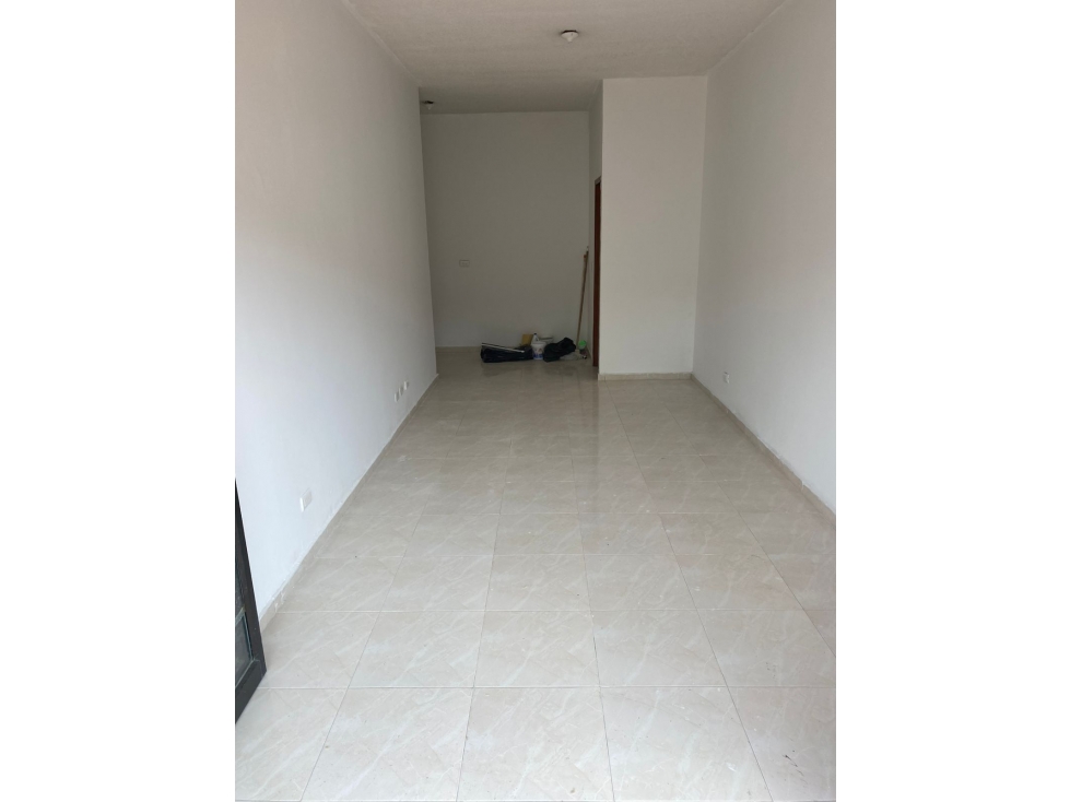 VENTA LOCAL COMERCIAL CERCA A UNICENTRO PEREIRA — foto 2