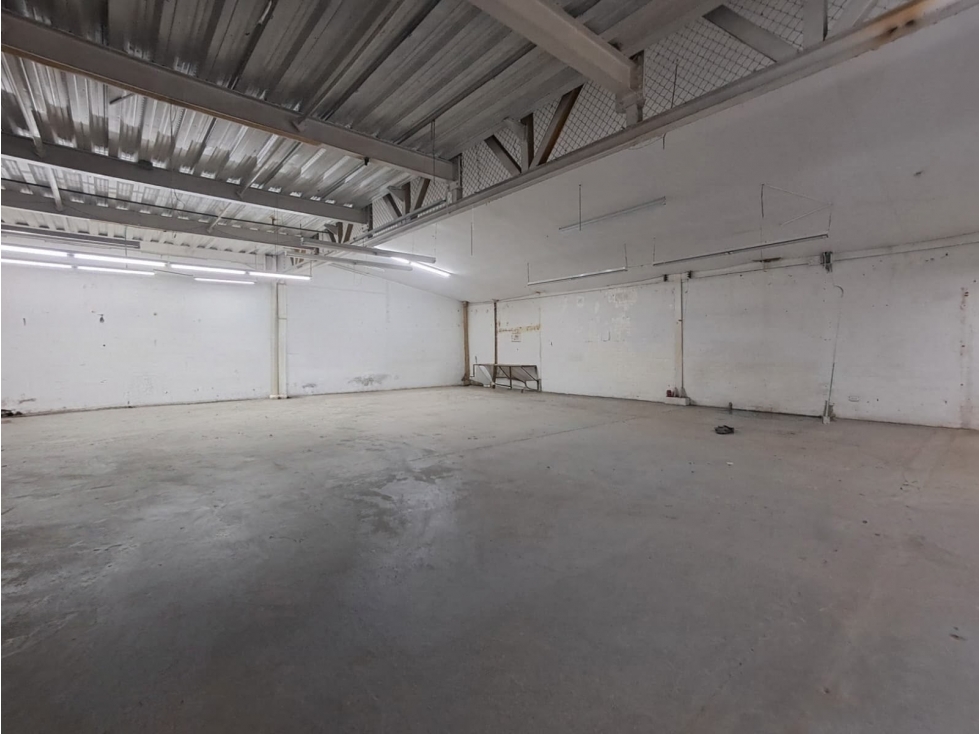 BODEGA EN VENTA - 3