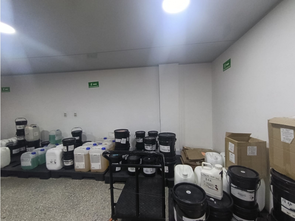 LOCAL COMERCIAL EN VENTA, EN SABANETA. — foto 3