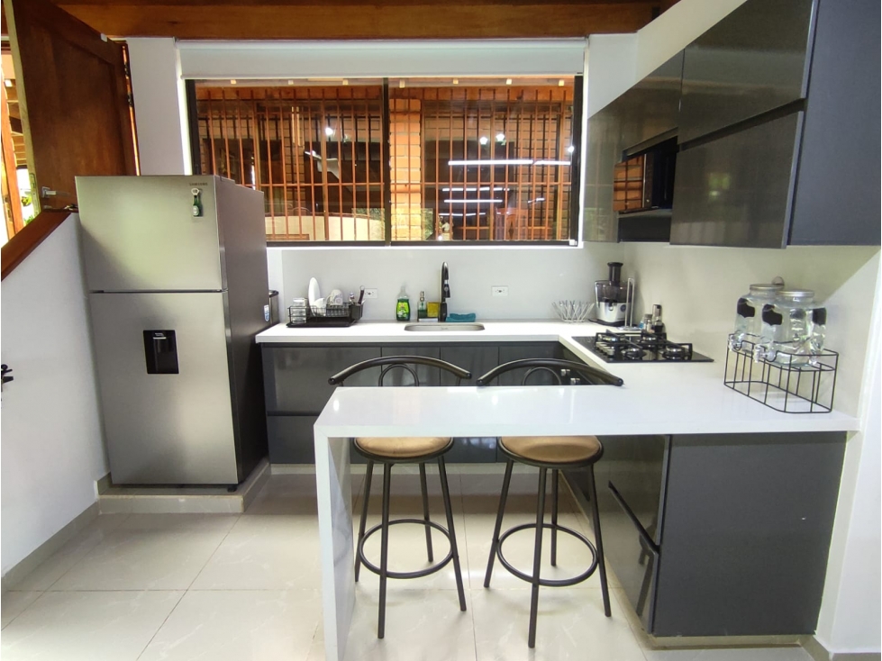 Venta de finca en el Poblado - 4