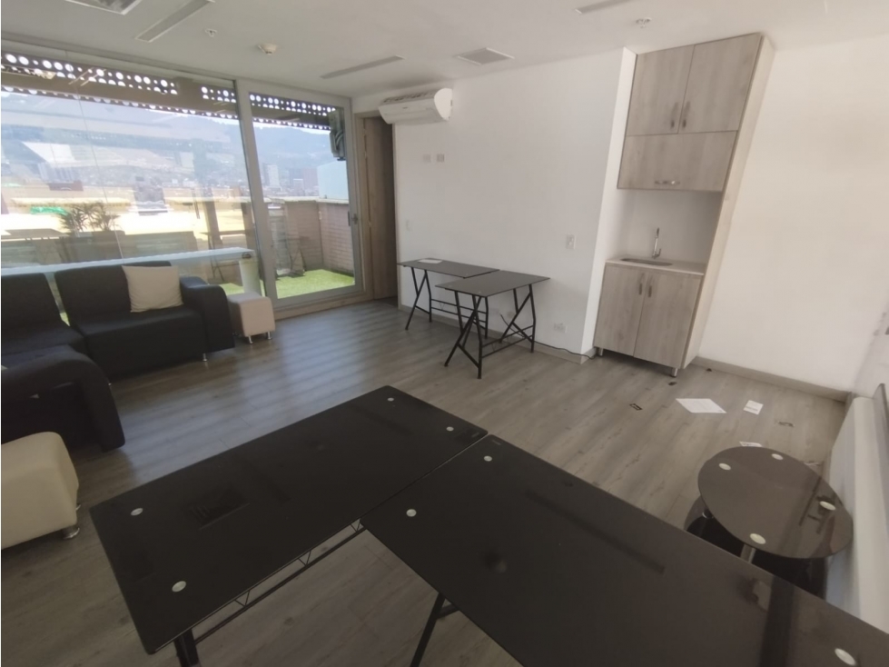 Se vende oficina en Centro Comercial Mayorca, Sabaneta - 2
