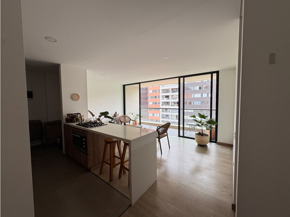 APARTAMENTO EN UNIDAD COMPLETA Y RODEADO DE VERDE — foto 5