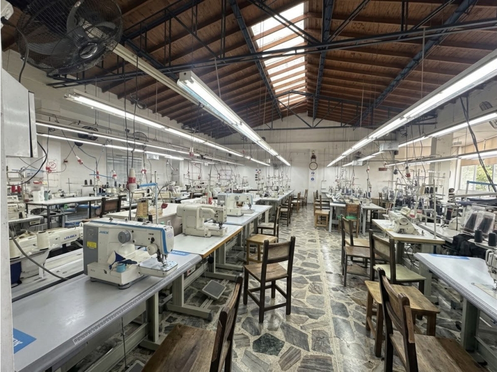 BODEGA PARA LA VENTA, SECTOR GUAYABAL! - 1