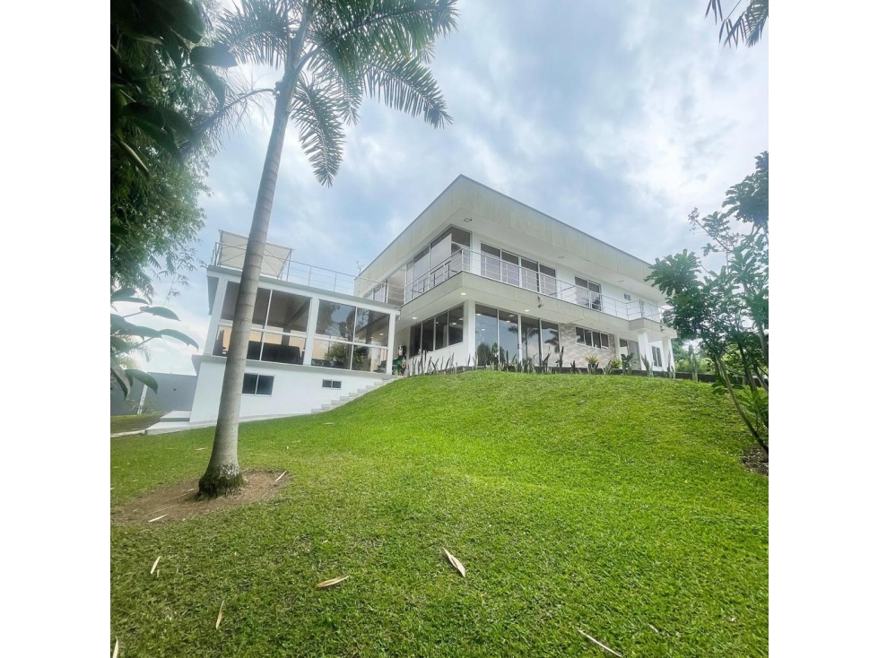 HERMOSA CASA EN VENTA EN MALABAR