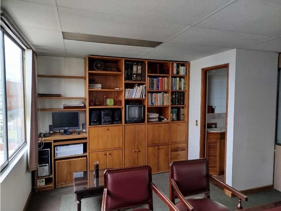 Venta de oficina en Bogotá sector Chapinero — foto 2