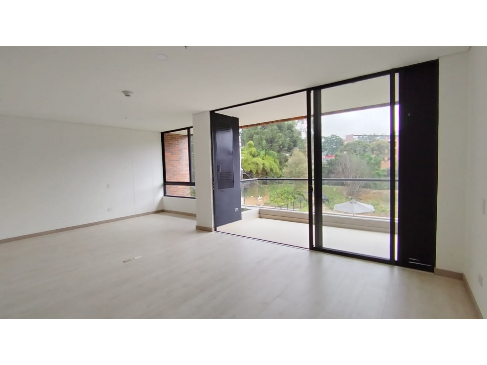 Suite a la venta en el Corredor La Fe en El Retiro — foto 2