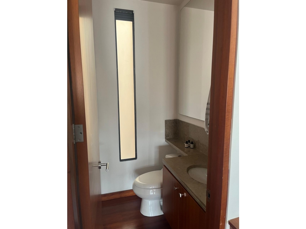 T Apartamento en Venta en Chicó Navarra, Bogotá — foto 2