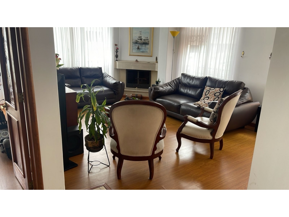 T Apartamento en Venta en San Patricio, Bogotá — foto 2