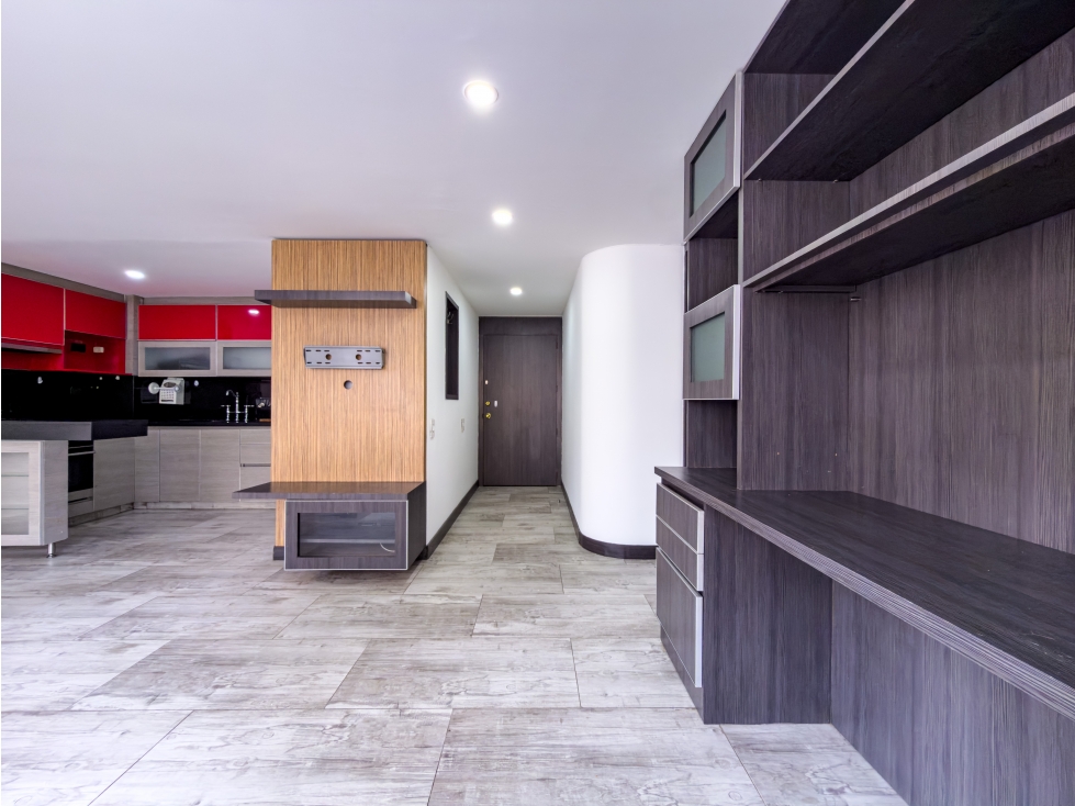 Apartamento remodelado en venta en Chicó Navarra, Bogotá D.C. — foto 2