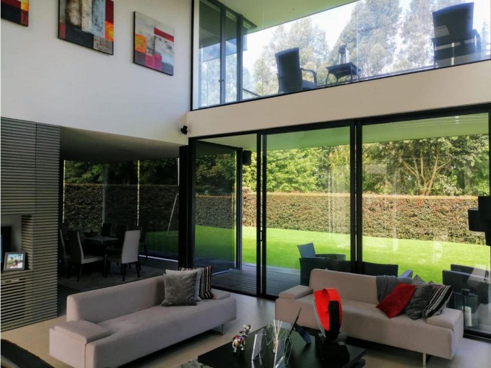 T casa de lujo en venta; San Simon - Bogotá D.C. — foto 2