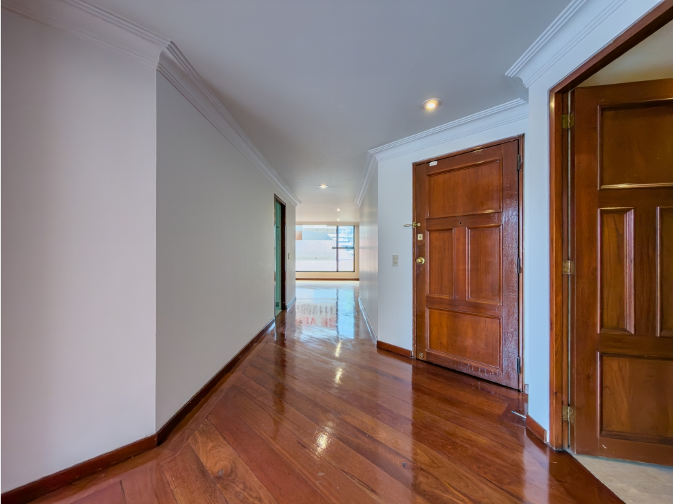 Apartamento en venta en El Retiro, Bogotá — foto 3