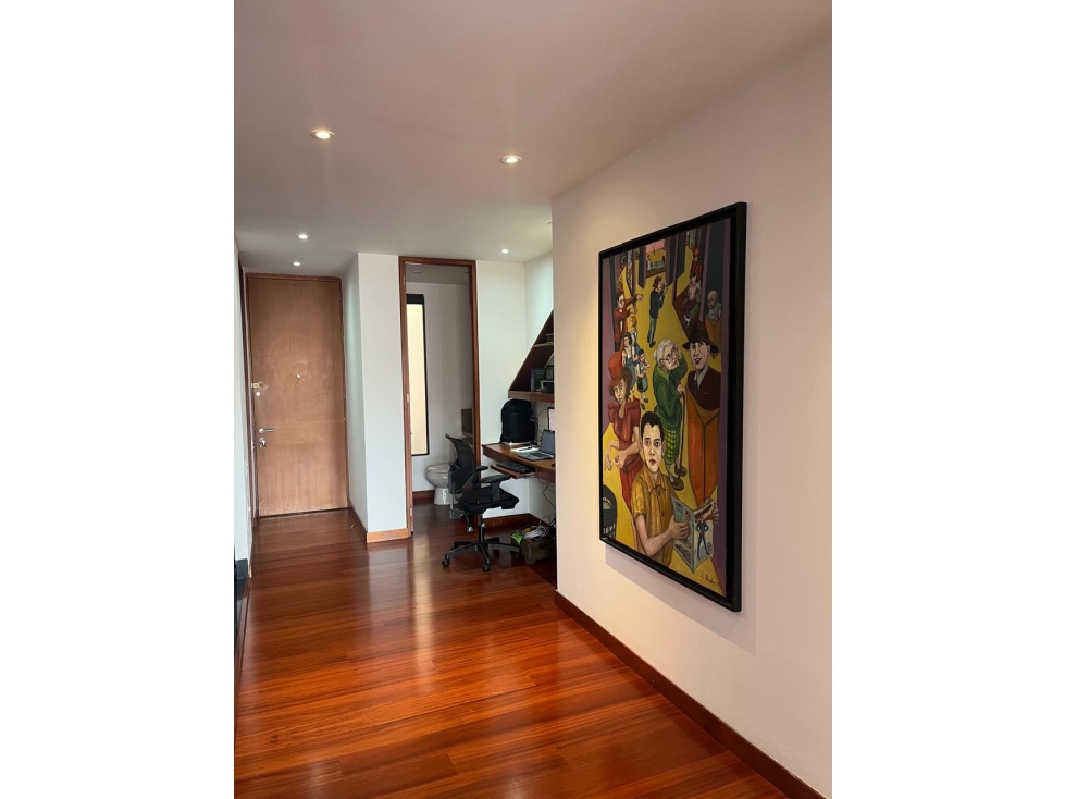 T Apartamento en Venta en Chicó Navarra, Bogotá — foto 3