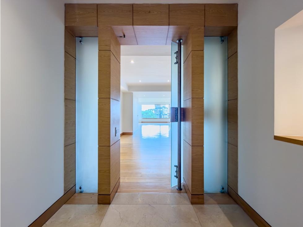Apartamento en arriendo en Chicó Reservado, Bogotá — foto 4