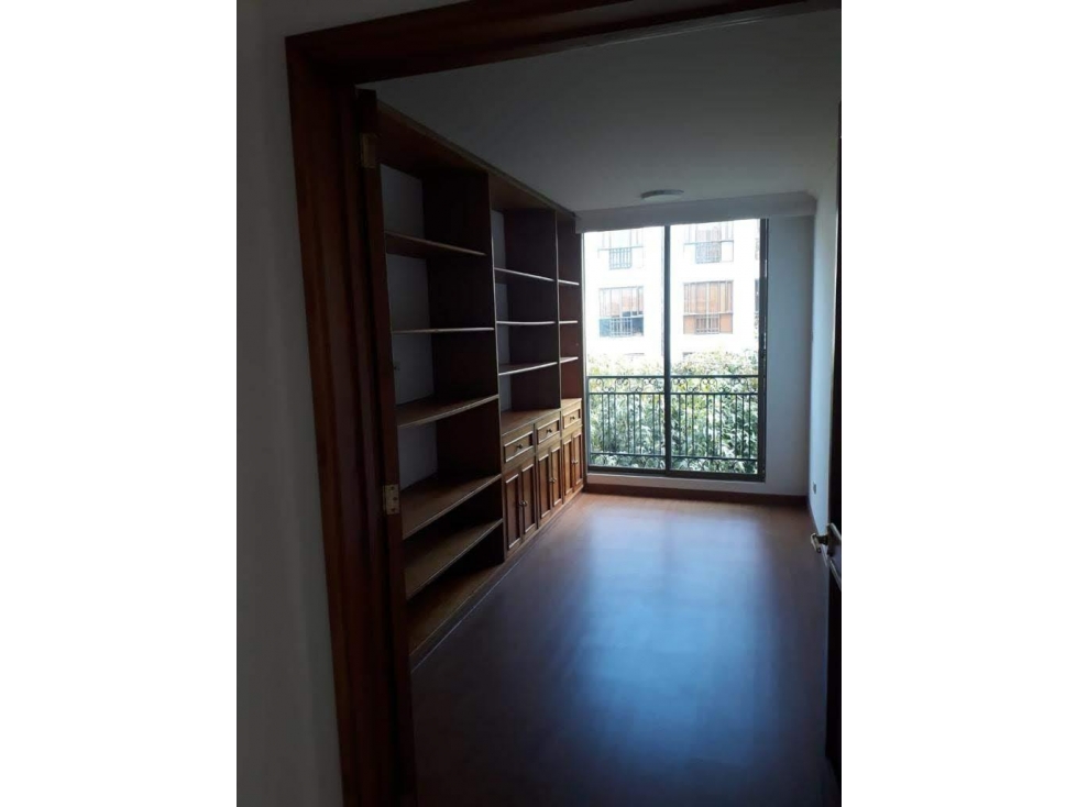 T Apartamento en Venta en San Patricio, Bogotá — foto 3