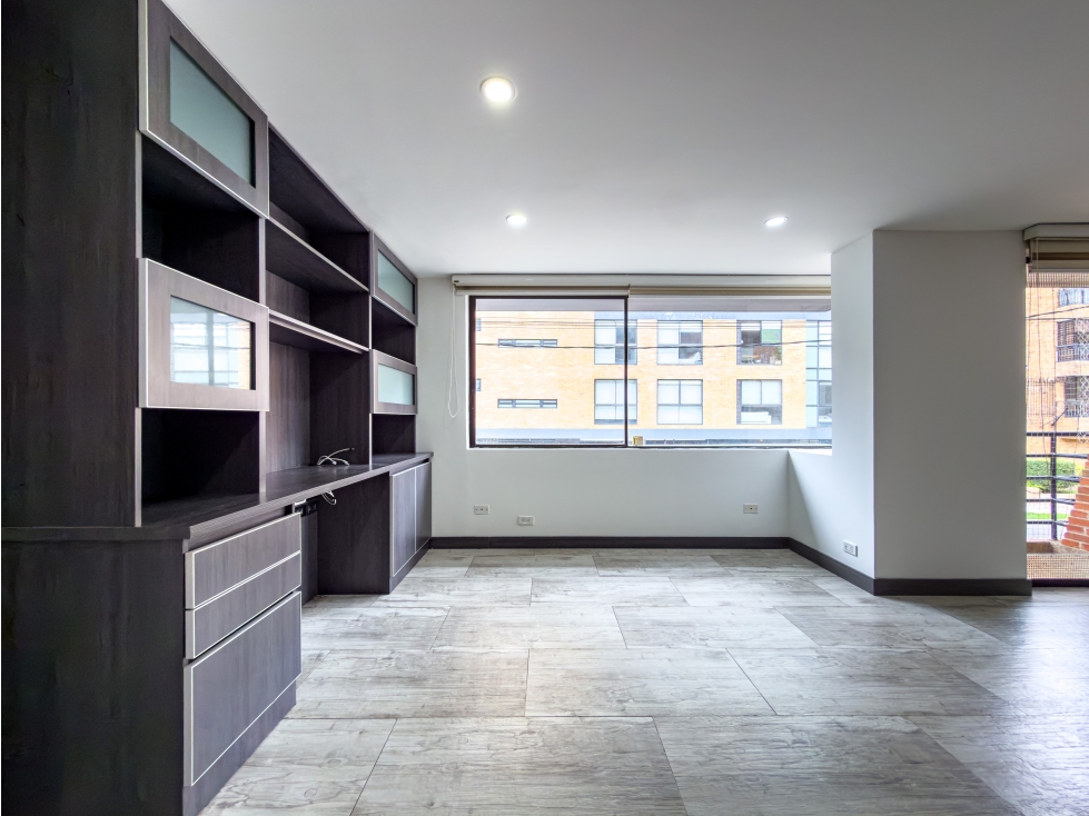 Apartamento remodelado en venta en Chicó Navarra, Bogotá D.C. — foto 3