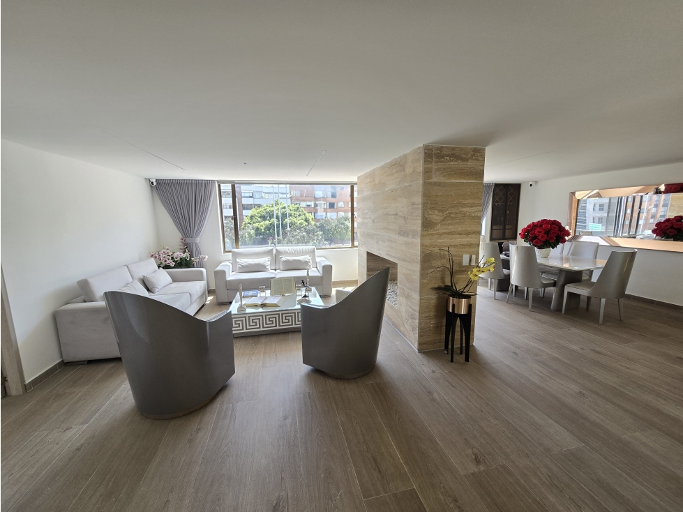 NA Apartamento en venta en Santa Bárbara Central, Bogotá D.C. — foto 2