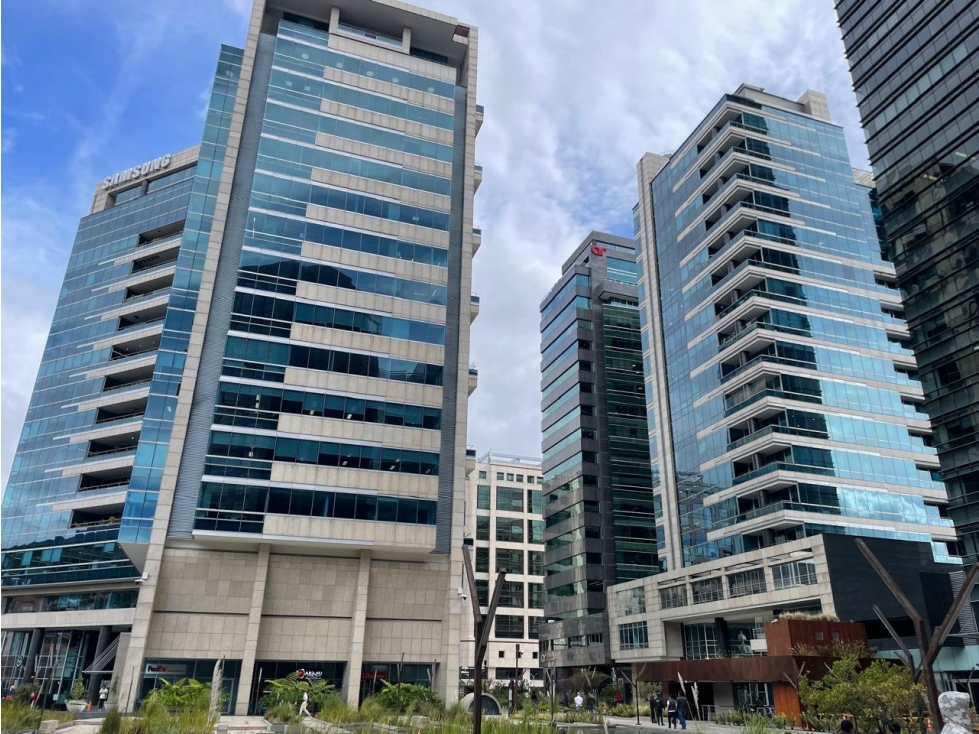 T Oficina en arriendo en Centro Empresarial Santa Bárbara, Bogotá D.C.