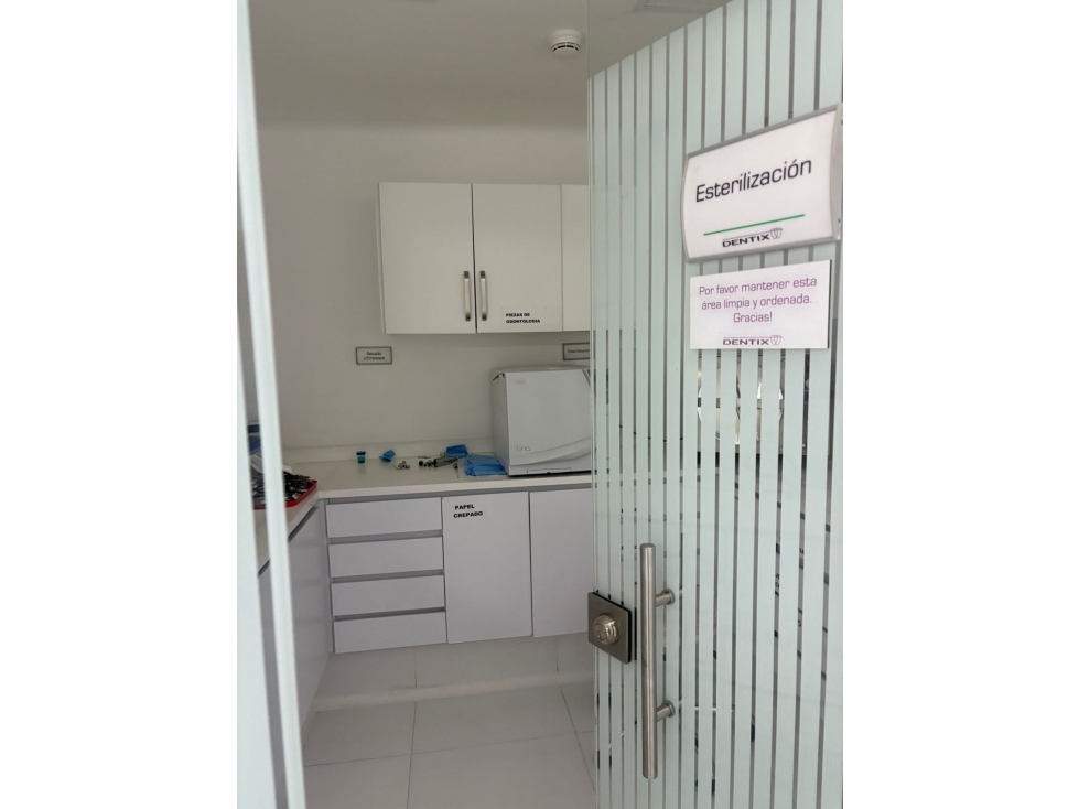 Local en venta por inversión en centro comercial Santa Fe; Bogota D.C. — foto 3