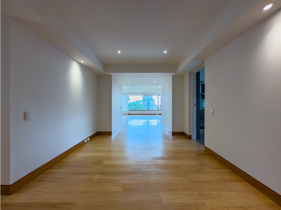 Apartamento en arriendo en Chicó Reservado, Bogotá — foto 5