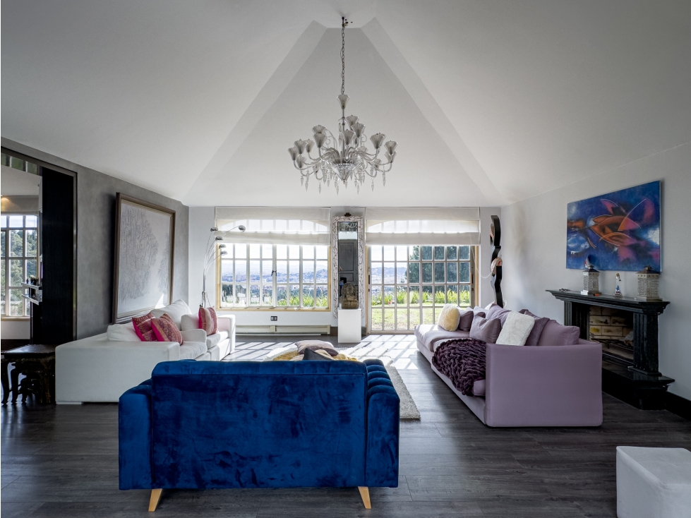 T Casa en venta con vista y salón de juegos, Montearroyo, Bogotá D.C. — foto 2