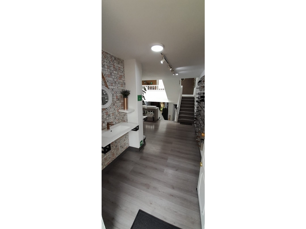 T Casa en venta uso comercial o familiar en Santa Bárbara, Bogotá D.C.