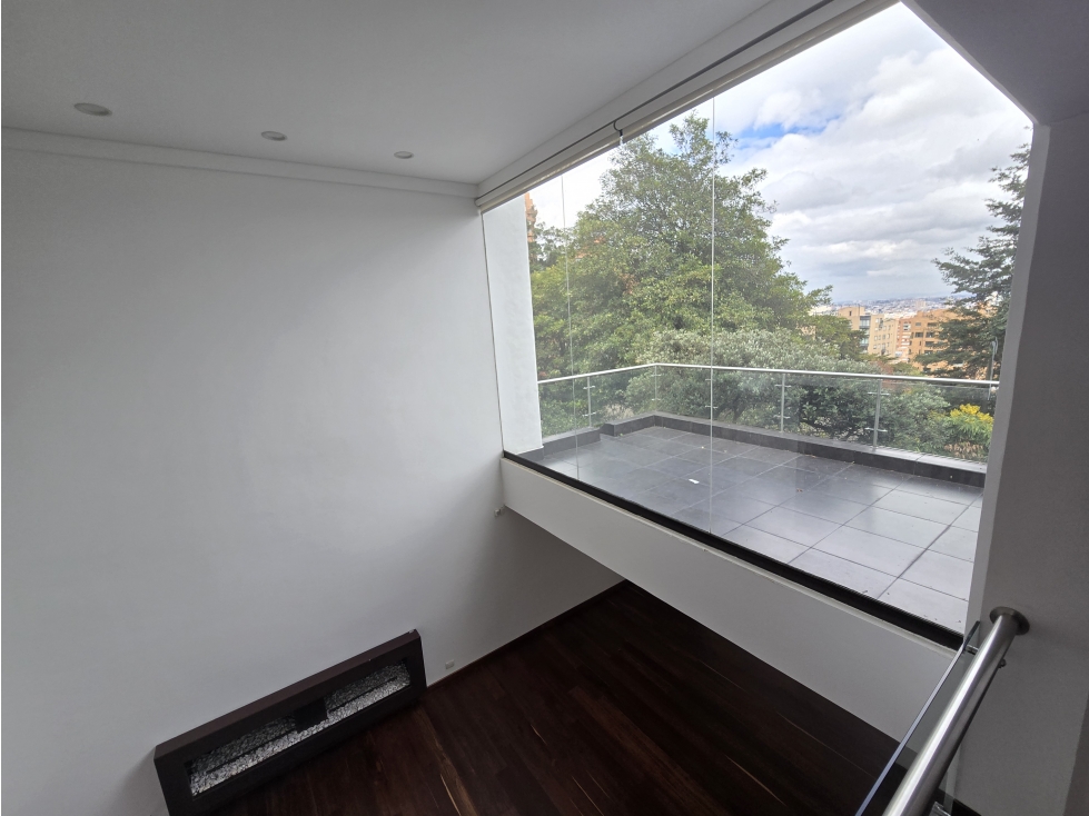 NA Casa con jardín y vista en arriendo en Refugio Alto, Bogotá — foto 5