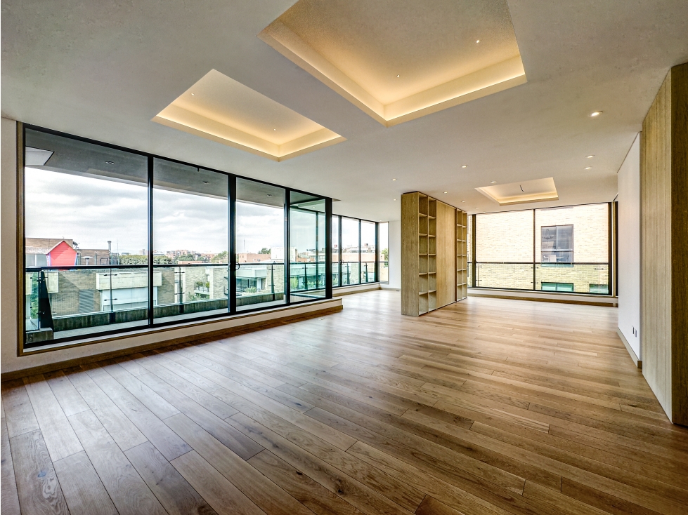Amplio apartamento con balcón en venta, La Cabrera, Bogotá D.C. — foto 2