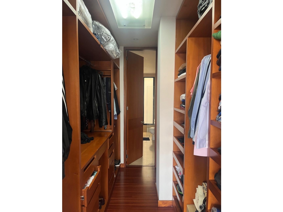 T Apartamento en Venta en Chicó Navarra, Bogotá — foto 6