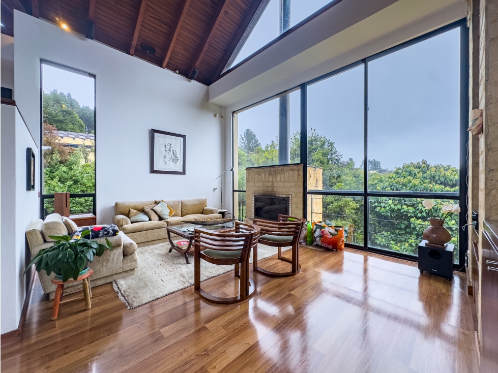 T Casa en venta con jardín privado, Condominio Arboletto, La Calera