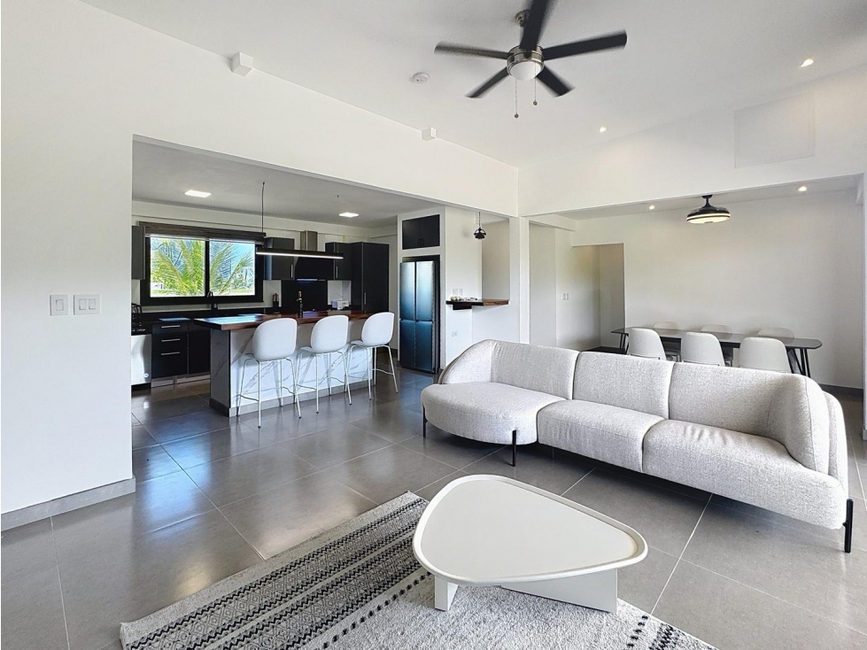 Venta de Casa en Coco Beach , Puerto Armuelles - 2