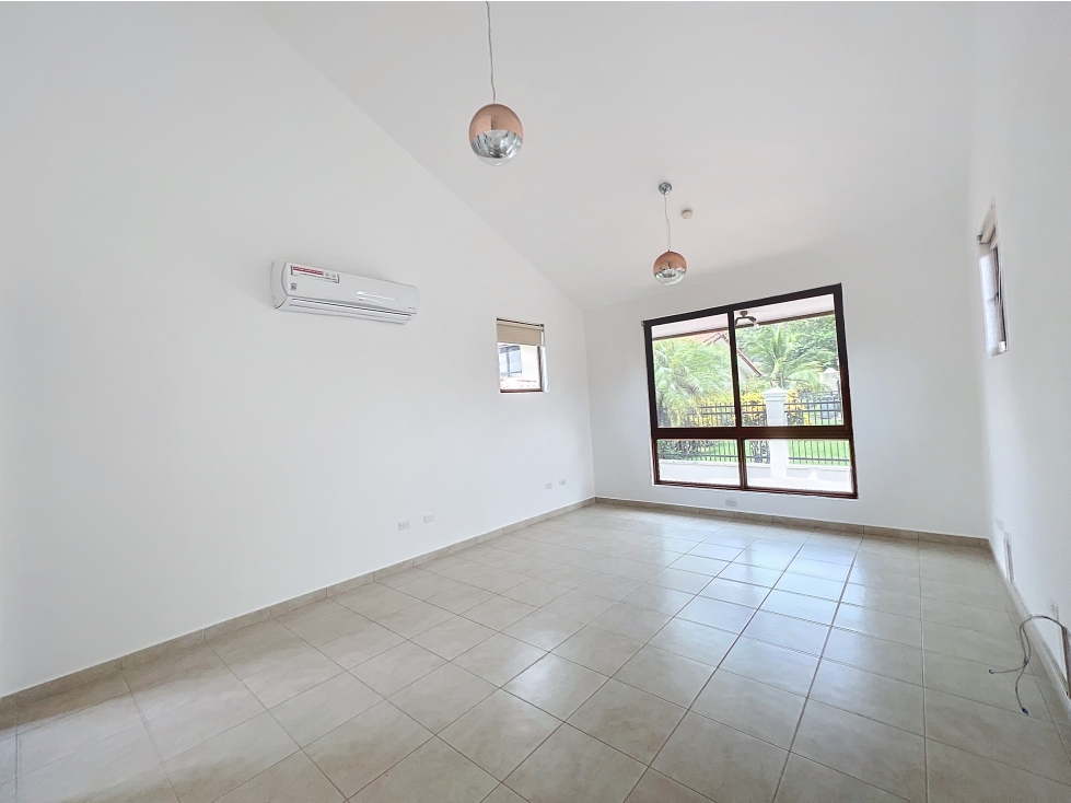 Venta en Clayton en PH Caminos de cruces — foto 3