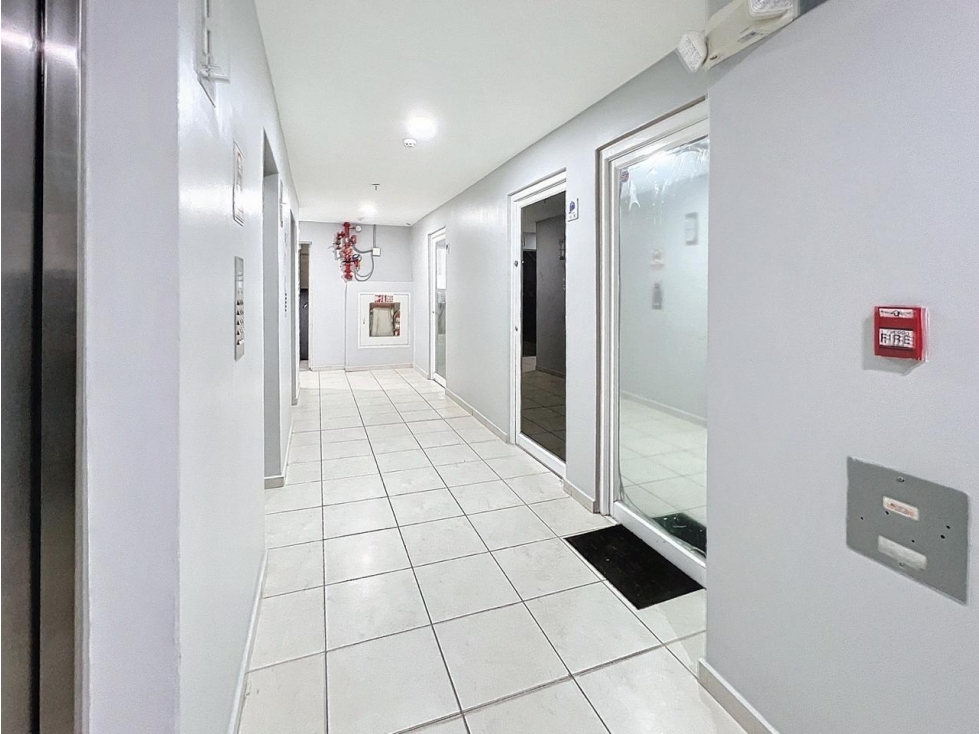 Venta de oficina en Avenida Balboa PH Bay View — foto 2