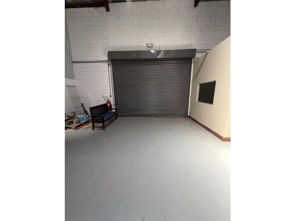 Alquiler de local comercial / bodega en Aguadulce - 5
