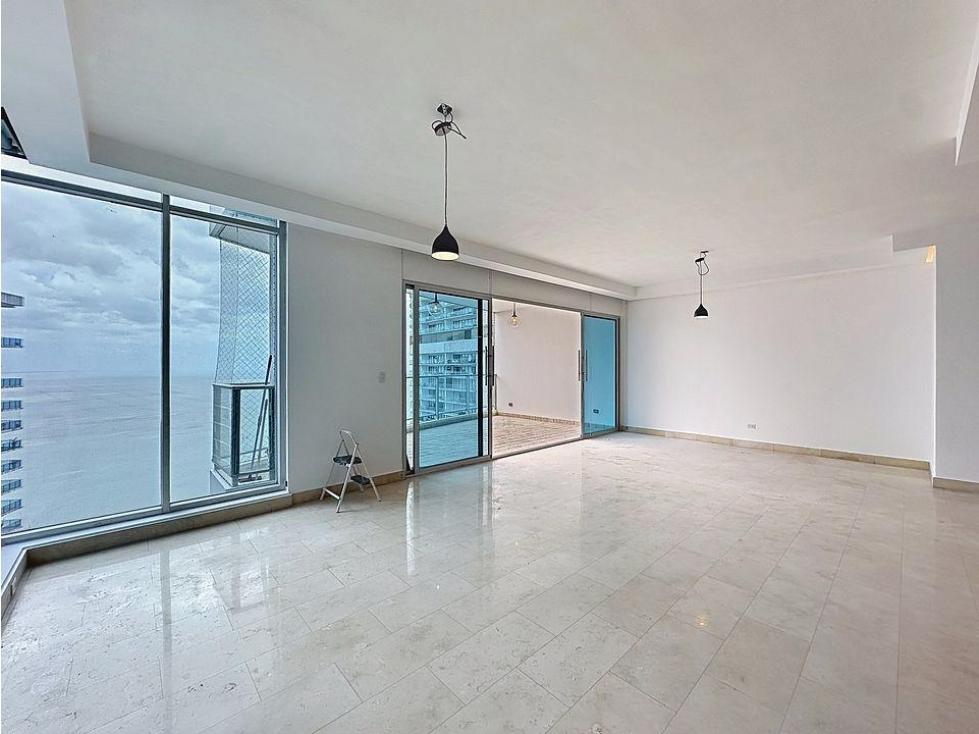 Alquiler de apartamento en Punta Pacífica PH Pacific Village