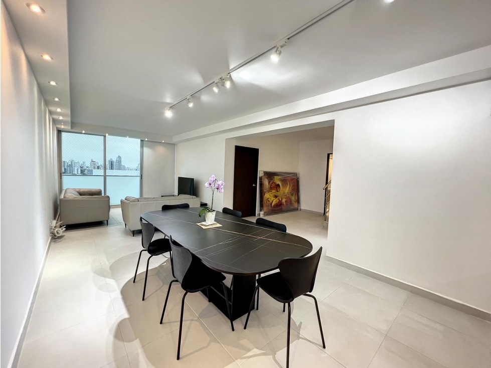 Venta de Apartamento Dúplex en Punta Pacifica PH Pacific Sky