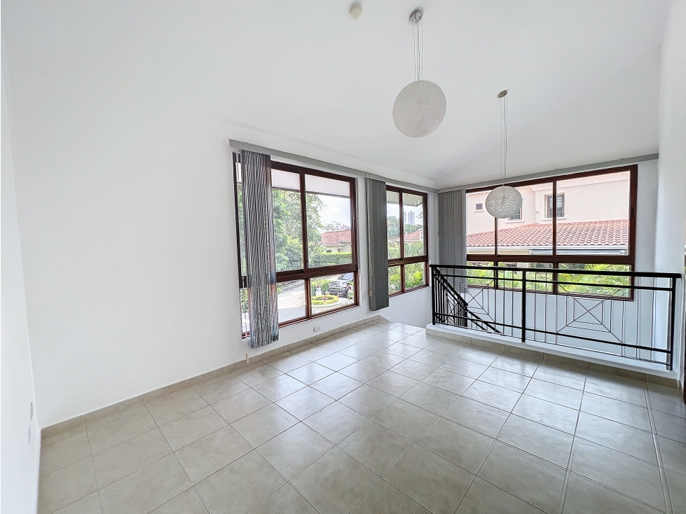 Venta en Clayton en PH Caminos de cruces — foto 2