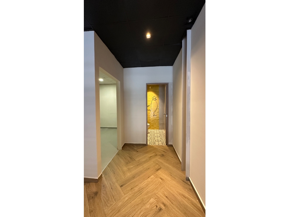 Alquiler de local comercial en San Francisco — foto 4