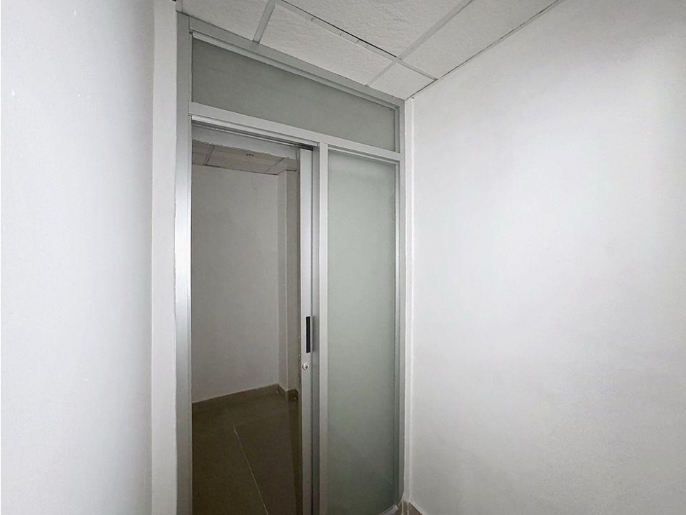 Alquiler de local comercial en San Francisco — foto 4